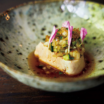 日本の魚を活かした新感覚の料理が楽しめる！モダンネパール料理レストラン「アディ」