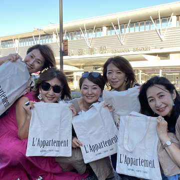 皆んなでお揃いトートバッグを持ってお出かけ