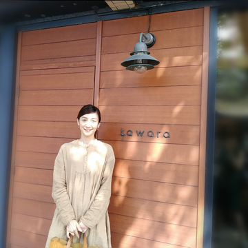 春押しベージュのワンピース、ヘビロテ中♪