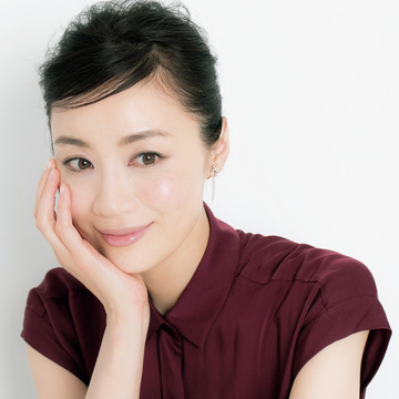 大人を本当に美しくする、藤原美智子のメイクアップ術　五選