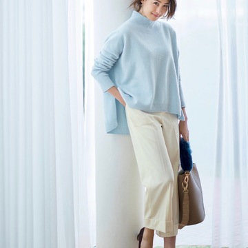 きれい色でリフレッシュ！ 美人見えを約束する「ブルー」を差し色