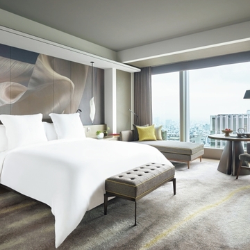 コンテンポラリーと和が美しく融合したラグジュアリーホテル『フォーシーズンズホテル東京大手町』