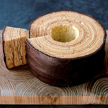 しっとりした食感　洋菓子工房 樫の木「バウムクーヘン」