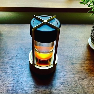 秋の夜時間を素敵に演出する、アンビエンテックの照明たち