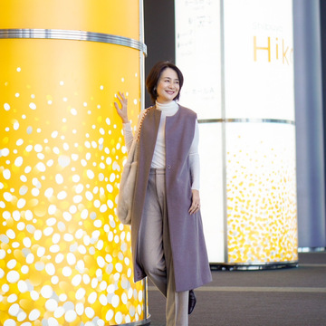 【北欧名作椅子と赤坂女子会】UNIQLOパンツで五感を満たす一日