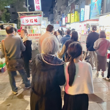 我媽媽來台灣了