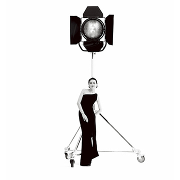 役者 板谷由夏《中編》役者という仕事はどちらかといえば苦しい【エクラな美学 第5回】