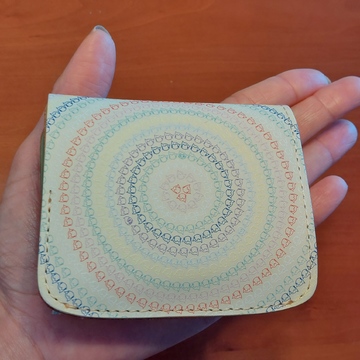 アトムを探せ！”小さいふ。”