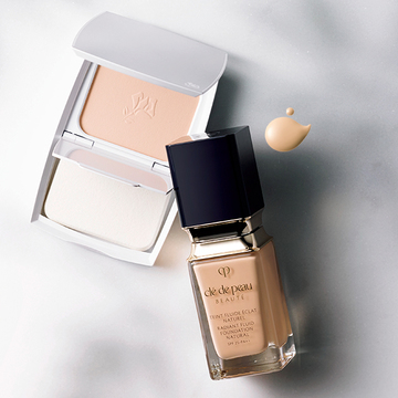 シミや毛穴を瞬時にカバー！おすすめファンデーション3選【ベースメイク乗り換えナビ】