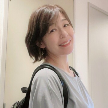 澄んだ明るさを引き出すカラーファンデーション