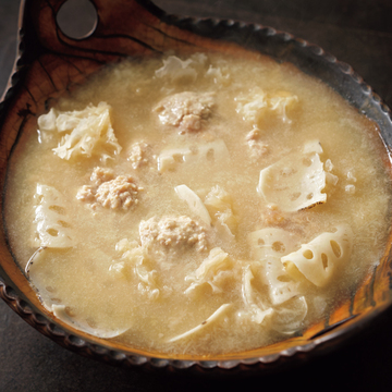 【野村友里さんの絶品鍋】体が芯から温まる！滋養たっぷりの「鶏とれんこんのとろ鍋」