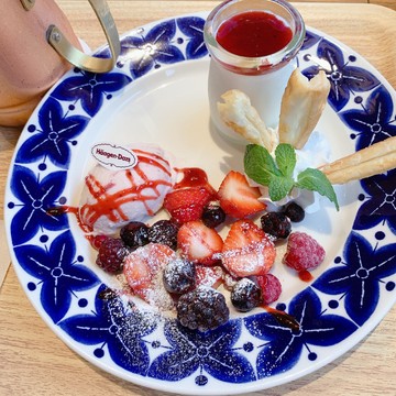 スイーツめぐり　大阪カフェ