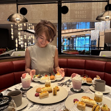 期間限定ピエール•エルメ•パリ✖︎ハイアットリージェンシー東京アフタヌーンティーへ