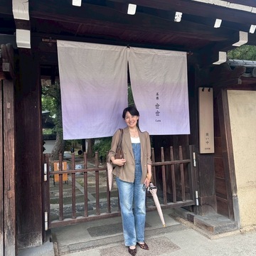 「東大寺に程近い、世世カフェで歴史に触れる午後」