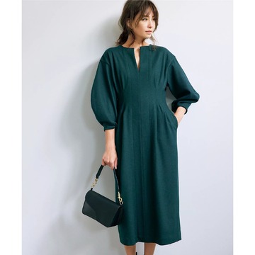  上質ウールと大人色でスペシャル別注！ 着るだけでスタイルアップする魔法のドレス「VERMEIL par iéna」パフスリーブワンピース