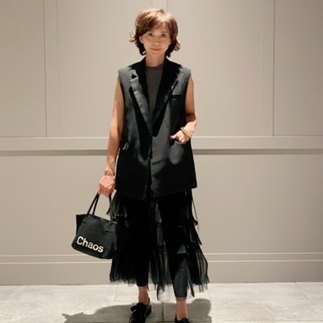 10月号特別付録のバッグと格上げフラット靴で話題のミュージカル鑑賞へ