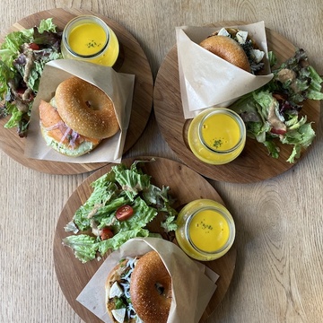 ゴールデンウィークは築100年超の古民家カフェ『なみまちベーグル』さんへ