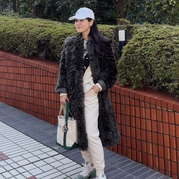 旅先でも品よく。京都2泊3日、大人のムートンコート着回し【1日目】