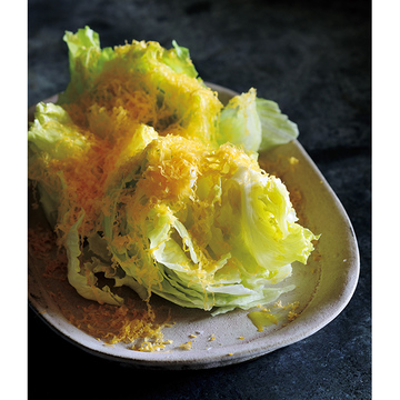 ＜冬こそチーズでおもてなし＞レタスのミモレットサラダのレシピ