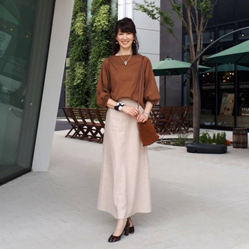 手持ち服と合わせて着こなし広がる！エクラ華組の「暖ブラウン」コーデ　五選