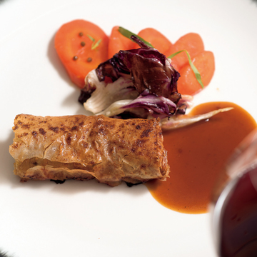 銀座の系譜、パリの風。姉弟経営のフレンチ『レフ アオキ』