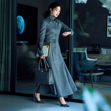 忙しい一日も快適に過ごせる。気品が漂う「アダム リぺス」ワンピース【働く日の「毎日ワンピース」】