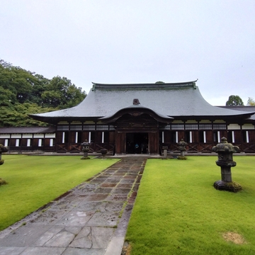 高岡大仏と国宝瑞龍寺
