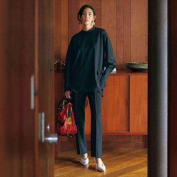 着心地抜群のセットアップを洗練の日常着に「LOEFF」のラウンドヘムチュニック&ウールカルソンパンツ