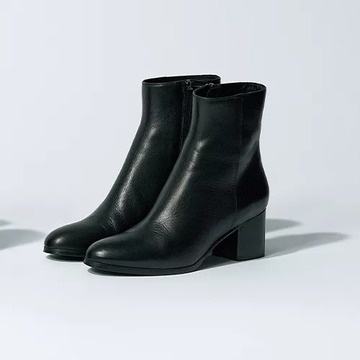 【50代に似合う2021最新ブーツ】今年の人気急上昇ブーツTOP10