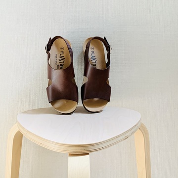 ついに手に入れた「走れるサンダル」　シンデレラフィットな履き心地に感動！