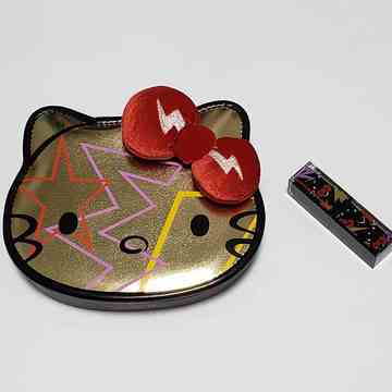 ロックテイストが可愛い♪shu uemura ☆ HELLO KITTY