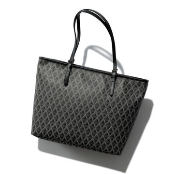 春の着こなしのポイント使いに！カラバリ豊富【最旬トートバッグ】