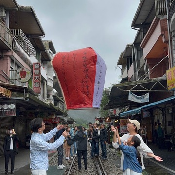 ランタンに願いを込めて