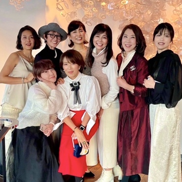 アフタヌーンティーパーティで素敵なJマダムの皆さまと楽しいひととき