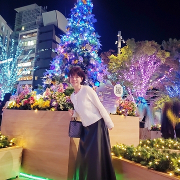 パフェとイルミとアンテナショップ♪