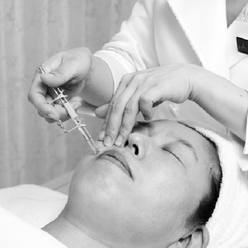 あごのもたつき対策！「美容鍼」なら一度で驚きのすっきり感！【あごを取り戻す】