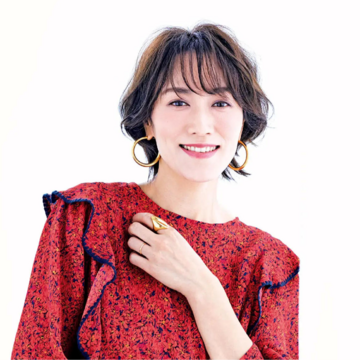 ラフなふんわり感と小顔バランス作りで美髪ショートヘアに【40代・50代髪型】