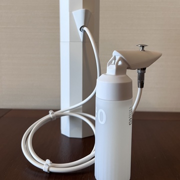 50代のしぼんだ肌に炭酸美容プリーズ！発売前の最新美顔器、お試しレポート【ウェブエクラ編集長オサニャイの「これ、いただくわ」#29】