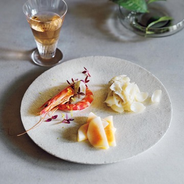 【冷水希三子さんの「シンプルおせち」レシピ７】楽しく、食べ疲れない。お皿、ワインでいただくスタイルで！