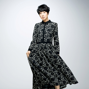 【黒田知永子さんが着るビスコテックス メイク ユア ブランド】“似合う”が手に入る運命のワンピースをカスタマイズ