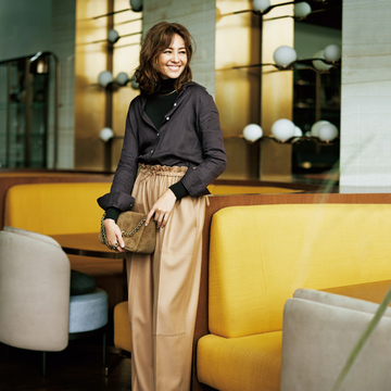 【大人の辛口ベージュコーデ】同系色ブラウンとのグラデーションで秋おしゃれを楽しむ