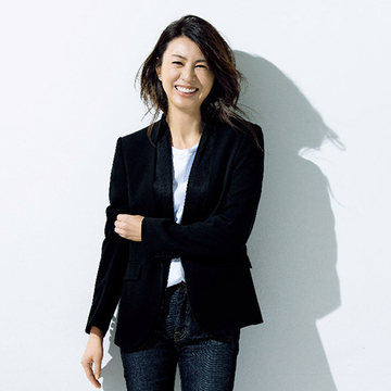 ジャケットはラフに着てこなれ感アップ【雨宮塔子のファッションスタイル】