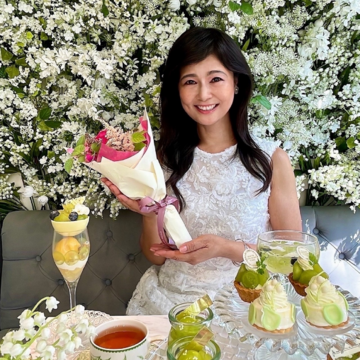 お花の世界に感動！すずらんとシャインマスカットで祝う夏のバースデー