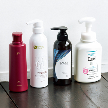 フケやかゆみを防ぐのに効果的な「乾燥対策＆抗炎症のシャンプー」4選【大人の「頭皮ケア」集中講座】