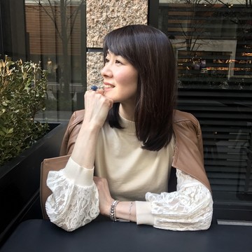 ベーシック色の春ニット