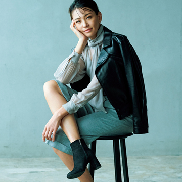 毎日履きたい「太めヒールの黒ショートブーツ」3選【アラフィーの黒ショートブーツ＆黒スニーカー】