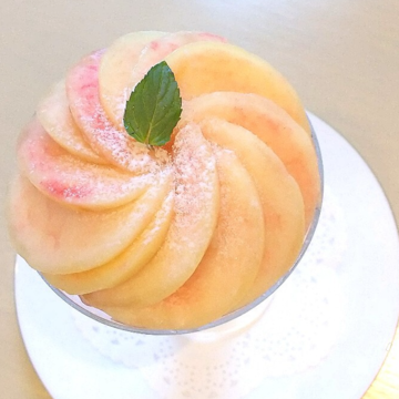 『白桃パフェ』