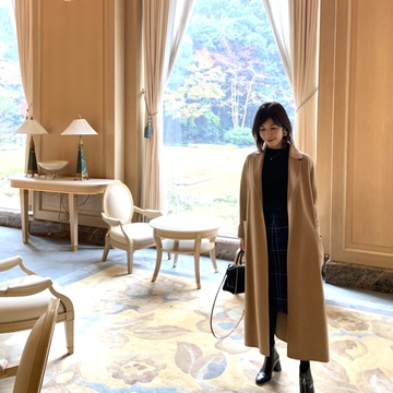 逸品キャメルコートを着てもみの木のツリーを見てきました♫