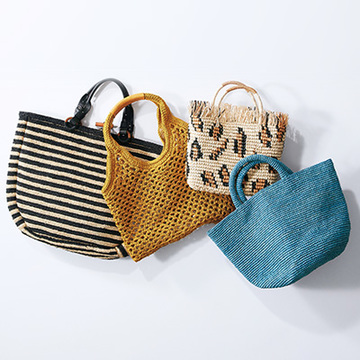 着こなしに抜け感とモダンさを！“NEW ラフィアバッグ”【春のミニマム・ワードローブ～バッグ編～】