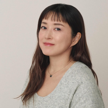 あの手この手で補整。「ところどころ毛のないまばら眉」を品よくまとめるテクニック【大人のリアルな正解眉】